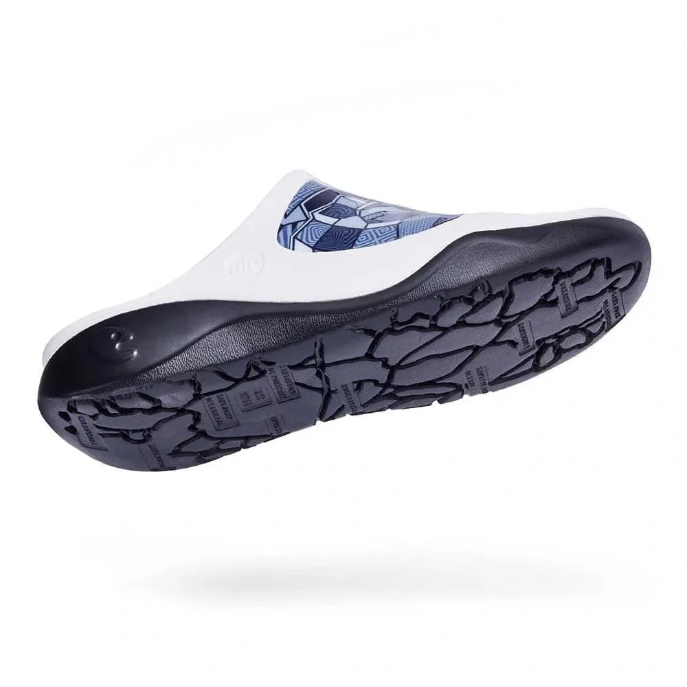 UIN Men's Sandals Beach Summer Travel Anti-Slip SLIDES (STRANGE ROCK) New No Box